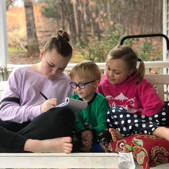 Meet your Posher, Emily - Picture 1 of 1